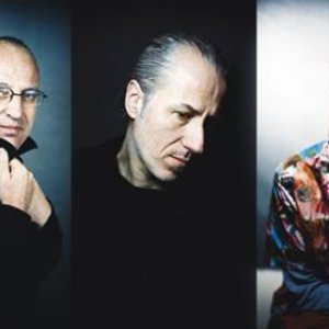 Yves Robert Trio 的头像