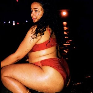 Amirahle 的头像