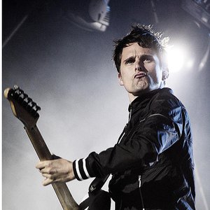James Bellamy 的头像