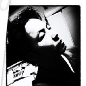 Tajiri Mitsutaka 的头像