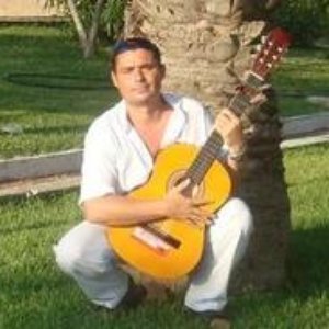 Emilio Pineda 的头像
