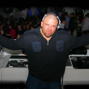 Avatar for DJ Lucho