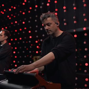 Bonobo feat. Jordan Rakei 的头像