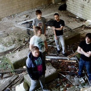 Avatar for Buried In Between