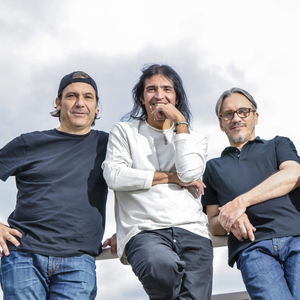 Los Enanitos Verdes live