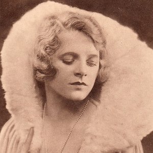 Avatar for Lilian Davies