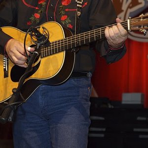Michael Johnathon 的头像