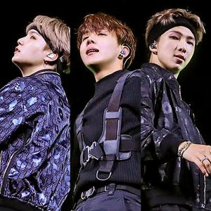 “RM, SUGA & J-HOPE”的封面