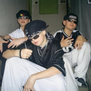 “Morava Crew”的封面