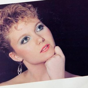 Connie Hyland 的头像