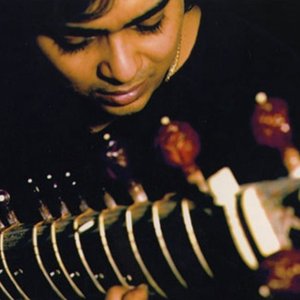 Niladri Kumar 的头像