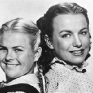 The Bell Sisters 的头像