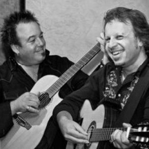 The Sahnas Brothers 的头像