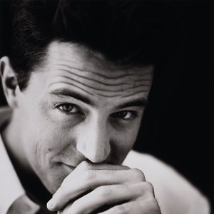 “Matthew Perry”的封面