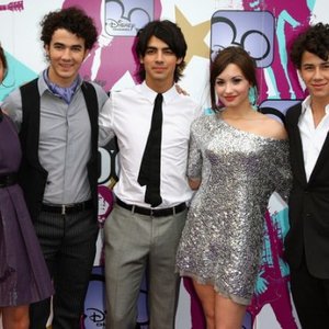 'Demi Lovato, Joe Jonas, Nick Jonas, Alyson Stoner'の画像