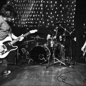 Fighting With Wire photo provided by Last.fm