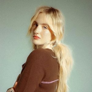 Avatar for Fanny Avonne