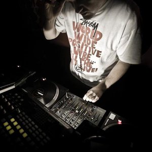 Dj Bartez 的头像