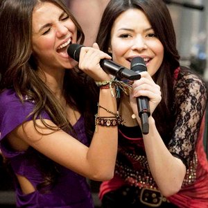 Image for 'Miranda Cosgrove ft. Victoria Justice'