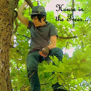 House In the Trees 的头像