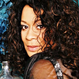 Rowetta photo provided by Last.fm