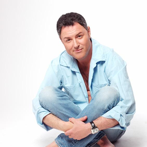 Максим Леонидов photo provided by Last.fm