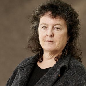 Carol Ann Duffy 的头像