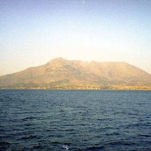 Mountain&island 的头像