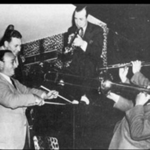 Muggsy Spanier and His Ragtime Band 的头像
