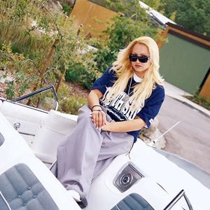 Avatar di Doll-E Girl