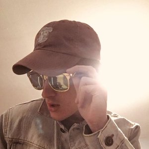 Jonny Juke 的头像