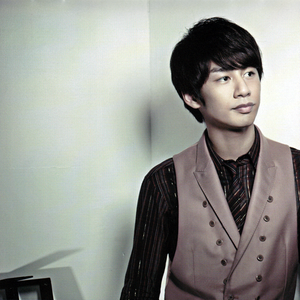 中丸雄一 photo provided by Last.fm