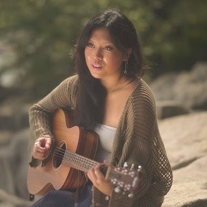 Bianca Espino 的头像