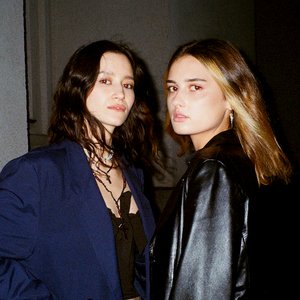 DIANA AZZUZ & RINA PRIDUVALOVA 的头像
