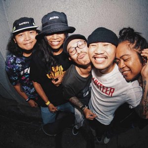 BadWave 的头像
