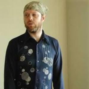 Warren Defever photo provided by Last.fm