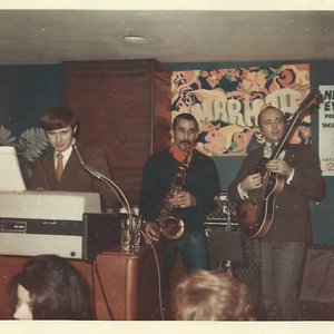 Mark Iii Trio 的头像