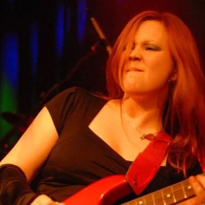 Angelina Hunter Trio 的头像