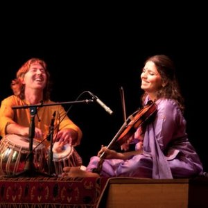 Ty Burhoe, Sabir Khan and Krishna Das 的头像