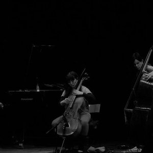 Lisa Ullén-Nina de Heney Duo feat. Okkyung Lee 的头像