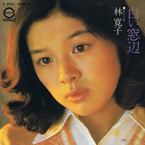 白い窓辺