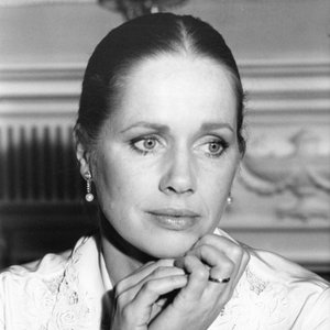 Liv Ullmann 的头像