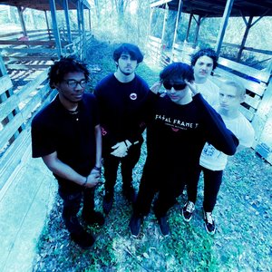 Bury Your Idols 的头像