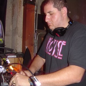 DJ Naz için avatar