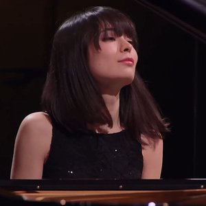 Alice Sara Ott のアバター