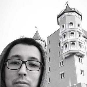 Ruslan Latypov 的头像