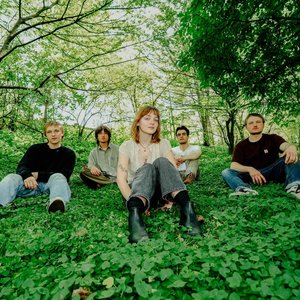 she's green 的头像