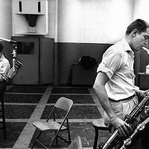 Bud Shank Quintet 的头像