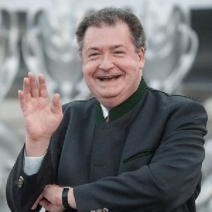 Thomas Daniel Schlee 的头像
