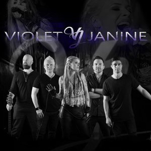 Violet Janine 的头像